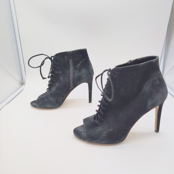 Lord & Taylor sz 8 Elegant Black Lace-Up Ankle Boots Fanders 424 Fifth - Picture 4 of 10